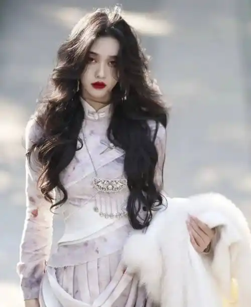 复古港风怪美的 —复古大波浪