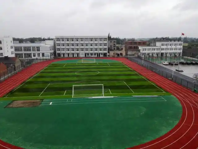 沈巷中学初中部,昔日的高中部存在于记忆中.