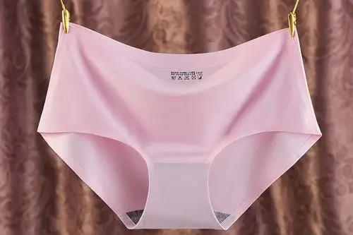 4条装 无痕冰丝内裤女士薄款透气一片式中腰大码纯棉档三角裤_7折现价