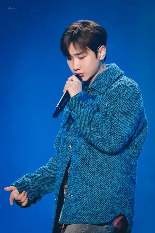 汪苏泷实体专辑21世纪罗曼史