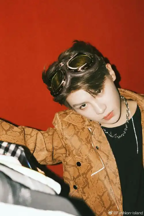 黄明昊遇见馆藏