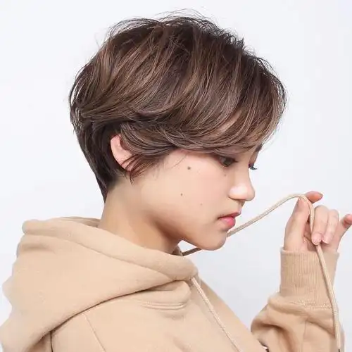 这才是剪出来就好看的超短发,时尚个性显脸小,剪了绝不后悔俏丽又时尚