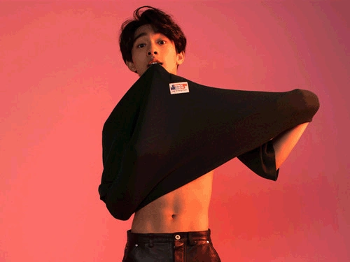 有种"整容"叫《三生三世》的迷谷,如今24岁秀腹肌,帅到不敢认