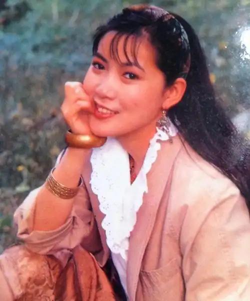 回顾沈丹萍与张铁林分手后为嫁老外与家人狠心决裂现怎么样了