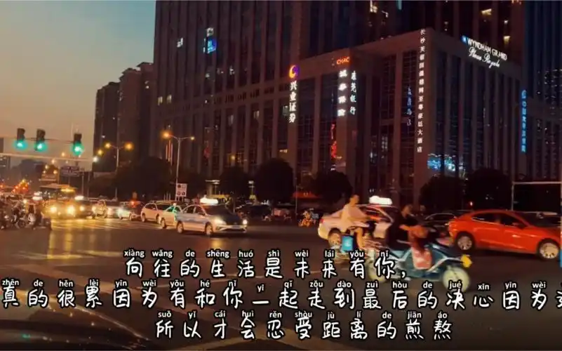 最火伤感语录很现实很扎心的伤感说说