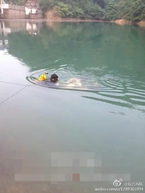 湖南女孩溺亡生前照片溺水死亡漂亮女生图片真是太可怜了2