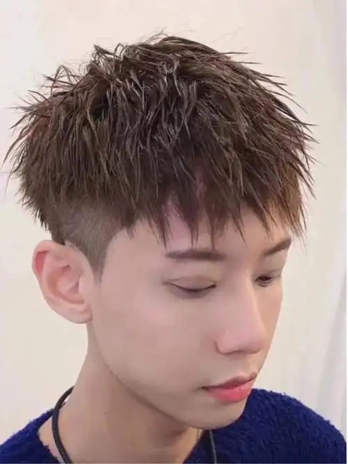 日照男生发型设计  #男生  #气垫烫  #男生发型  ##爱烫发的艺格