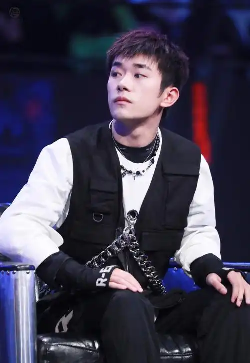 易烊千玺这就是街舞第三季决赛