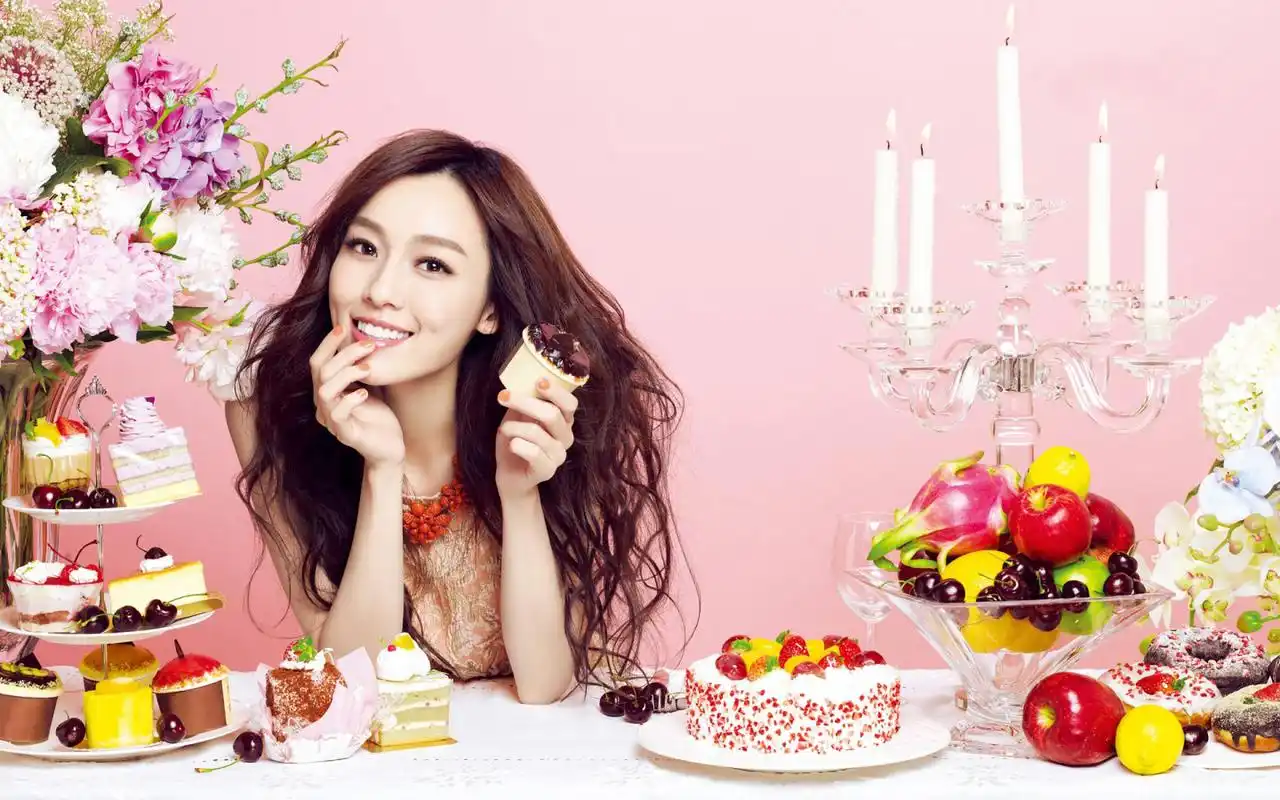 范玮琪明星桌面壁纸漂亮美女范玮琪