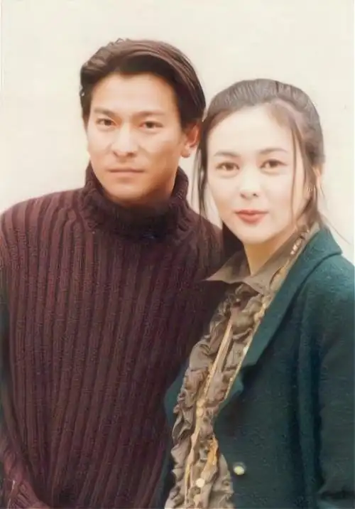 刘德华妻子朱丽倩:为爱躲藏23年,46岁高龄生女,如今苦尽甘来