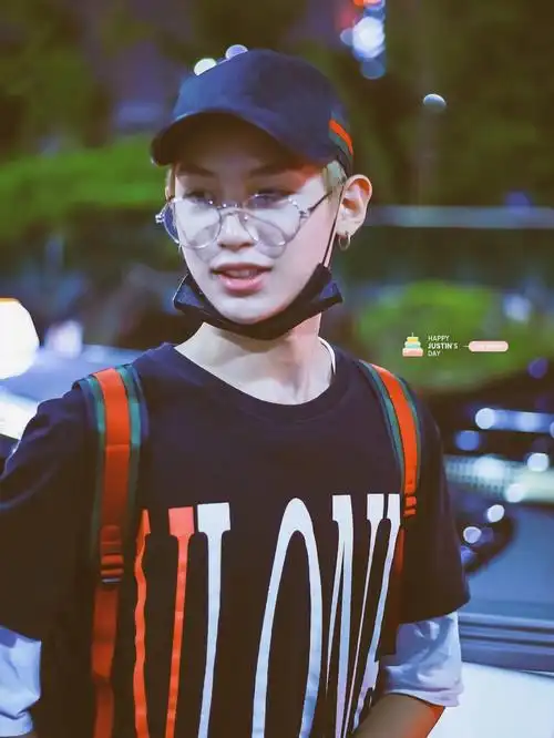 考古黄明昊早期站姐