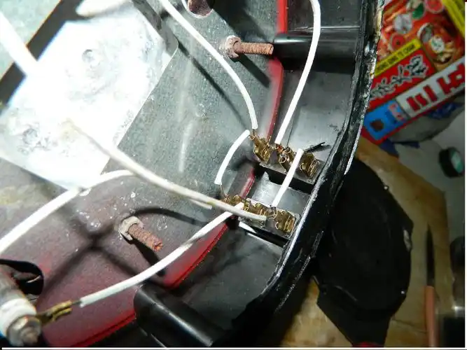 多动能电热锅开关上中下怎么接线