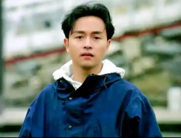 我说:不如我们重新来过!#张国荣逝世21周年 #张国荣les