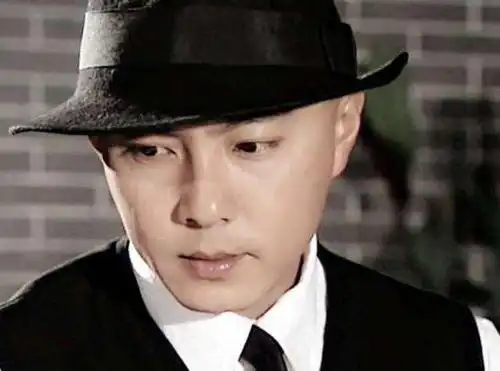 张卫健方谬神探续游小情爹死自己傻还有个小三却过得异常幸福