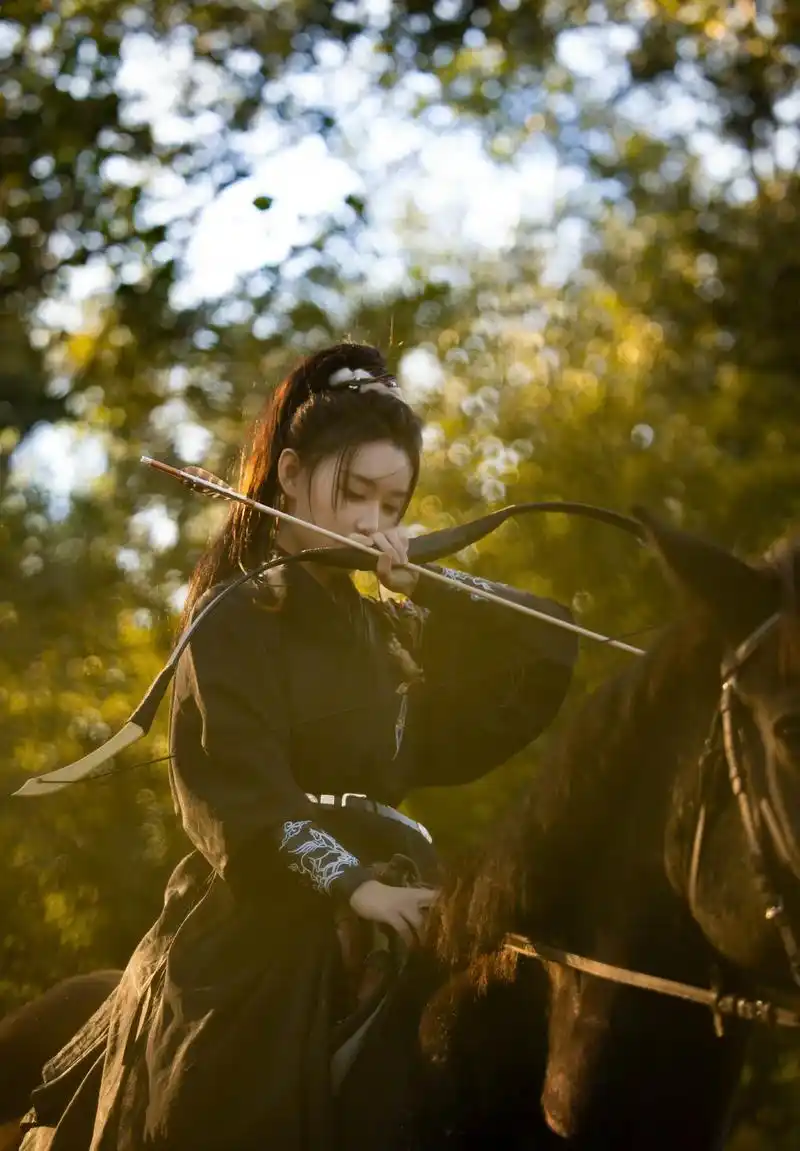 蒋依依新照,心目中的女侠啊,败落的女将军,风格多变