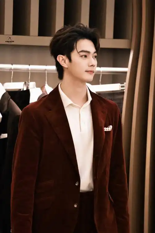 许凯 乐游原##许凯李嶷