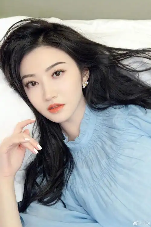 盘点娱乐圈皮肤最白的6位女星个个颜值高气质佳你最喜欢谁