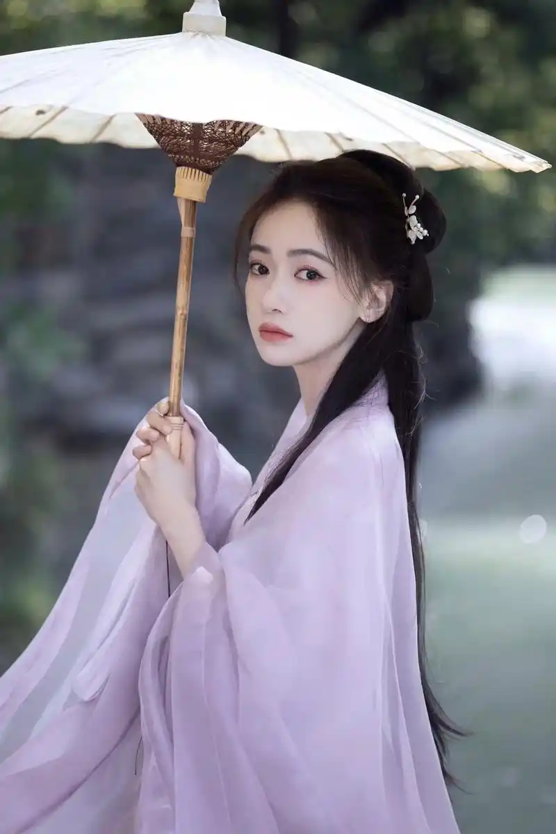 古装戏 吴谨言的统治区.好瘦好美 体态真好01 #墨雨云间 - 抖音