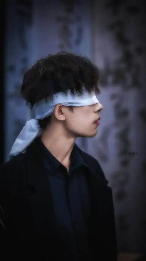 易烊千玺壁纸 这组很欲,千纸鹤快来点赞