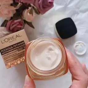 俄罗斯欧莱雅小蜜罐金致臻颜奢养紧妍光感面霜细胞修复紧致50ml