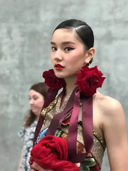 中国超模王一代言西澳"首届中国春节时尚庆典"系列活动