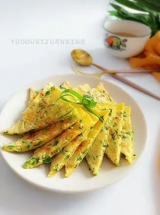 葱花鸡蛋饼怎么做 简单早餐