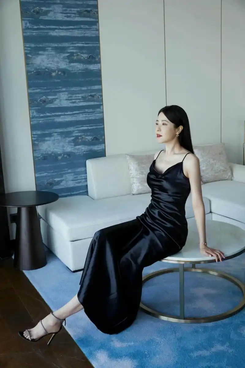 养眼美女# #性感美腿# 曾黎 美腿玉足合集