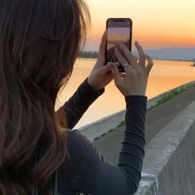 女头像真人图片背影_女生头像_头像屋