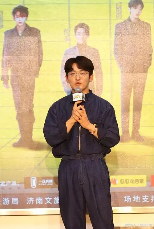 姚译添是哪里人,敏锐的观察者和慧眼识珠的选手发掘者