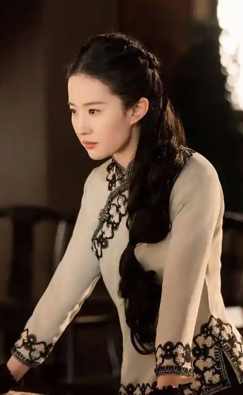 虽然刘亦菲和井柏然主演的电视剧《南烟斋笔录》还没有开播,但是大家