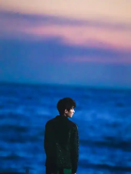 王源  少年与夕阳,一切都刚刚好