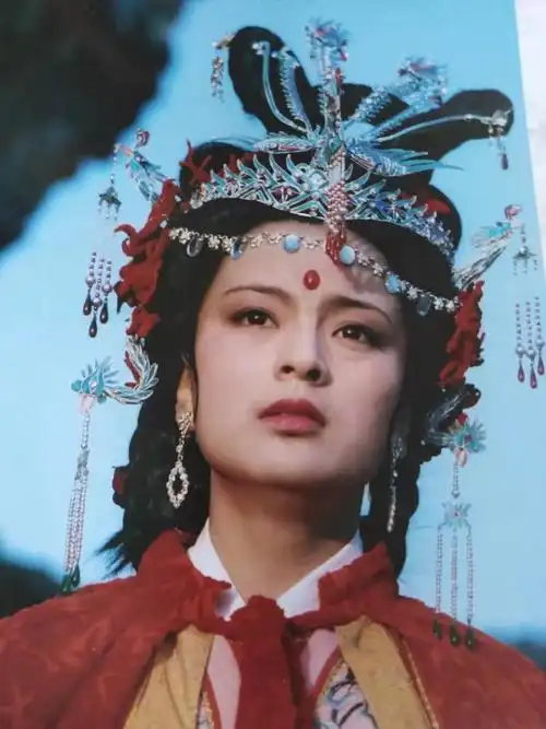 那个性情谦和的男人,才是红楼梦里探春被迫远嫁的真正原因_贾母