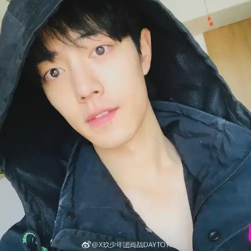 肖战#97#日常见肖战#  【肖战超话】  2019.04.