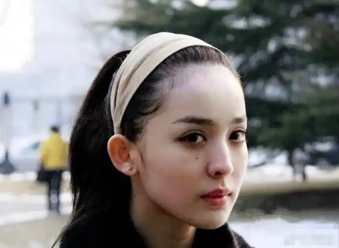 上大学时的娜扎才叫美异域风情十足和现在完全不是一种风格