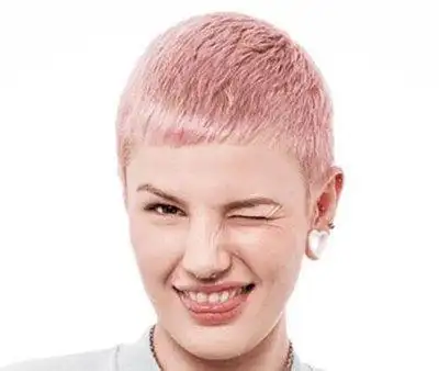 女生超短发寸头发型