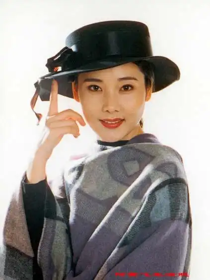 何赛飞写真图片-自制2048x1536壁纸.-明星写真馆n63.com