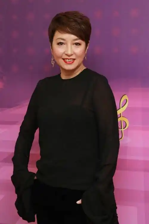 香港90年代著名女歌手病逝终年58岁抗癌大半年今早睡梦中离世