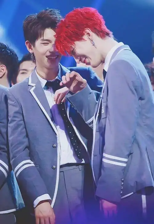 范丞丞和黄明昊关系到底有多好看完心都软了