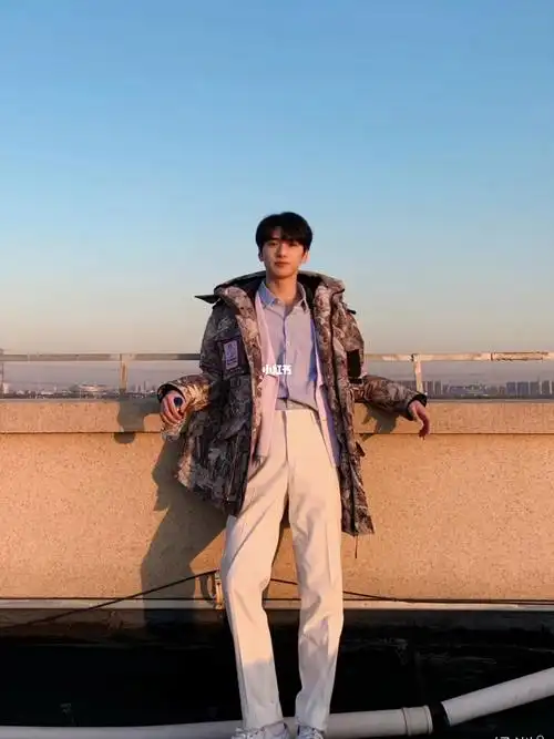 娇妻不过肩严浩翔浅浅报一下身高吧