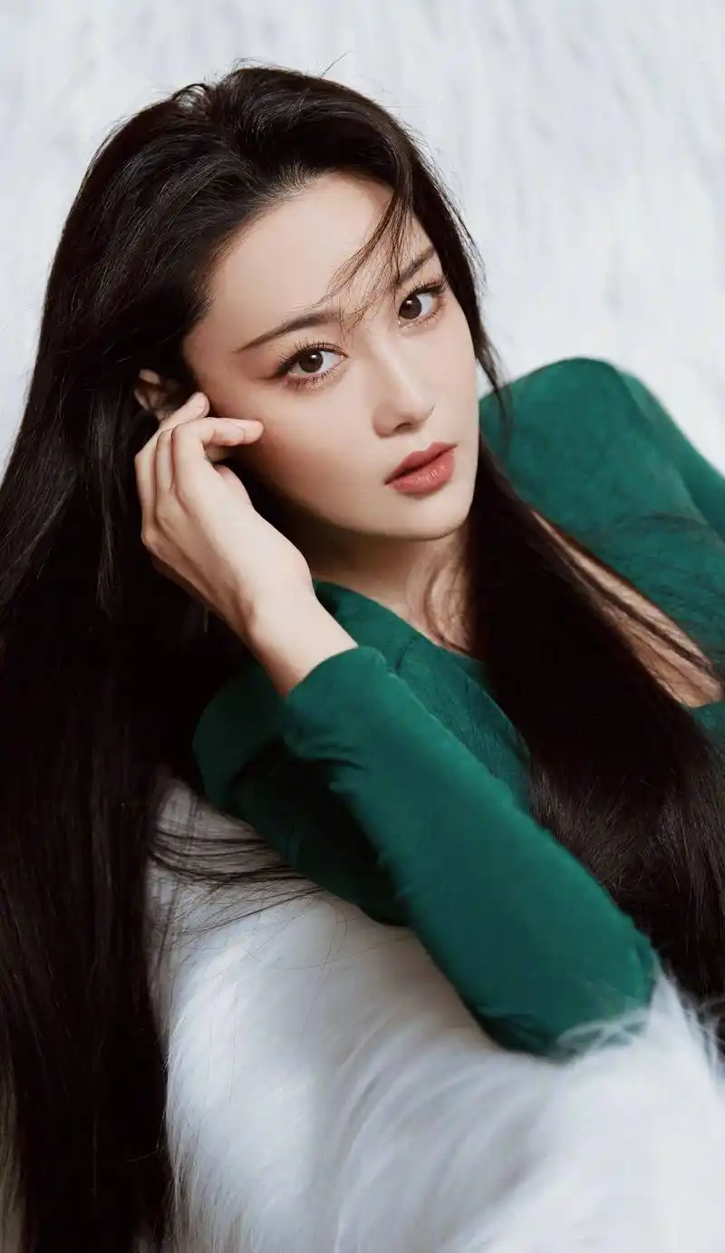 艳丽与素雅都可驾驭,张馨予都拍过什么电影?演技如何呢?