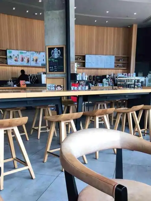 星巴克(日照万象汇店)-"开网络会议来这里小坐.服务员很贴心,担心.