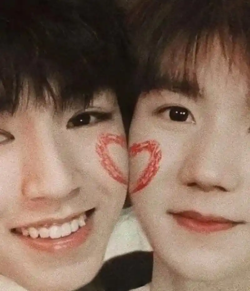 王俊凯王源好好磕# 王俊凯和王源好好磕啊,山城竹马啊!