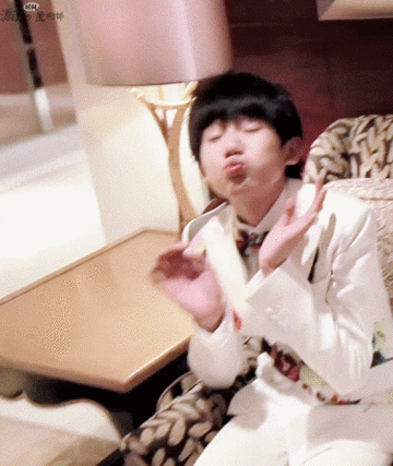 379_450gif 动态图 动图