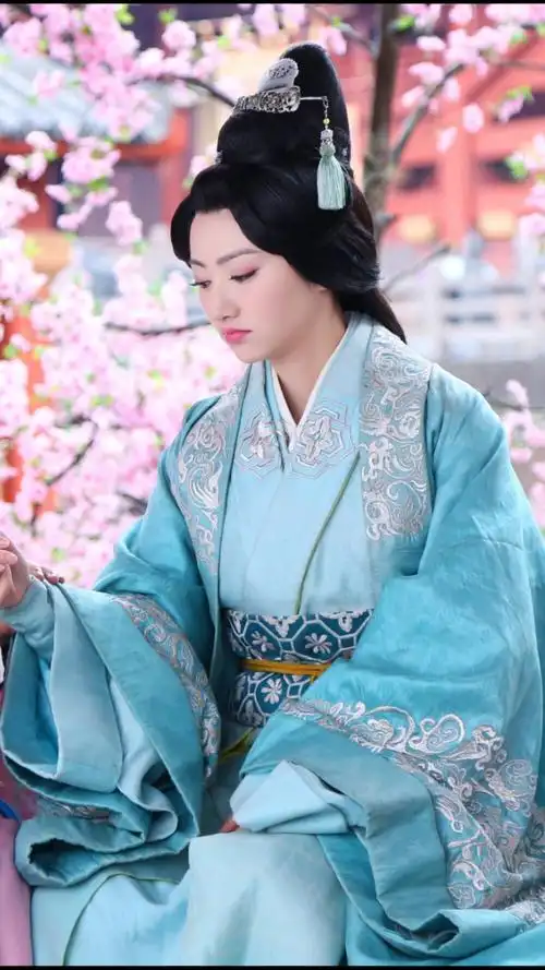 明星女神古装古装美女古装女神赞评论更多