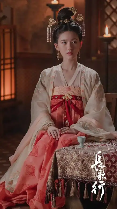 长歌行李乐嫣赵露思