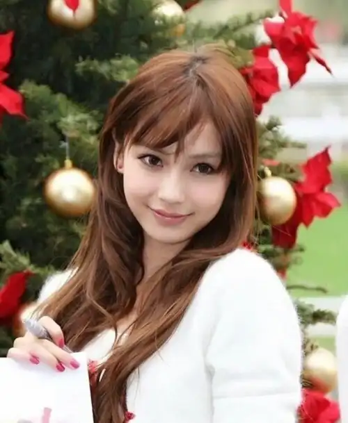 angelababy十年前就画过的无眼影妆,鞠婧祎升级成"白开水妆"了_眼睛