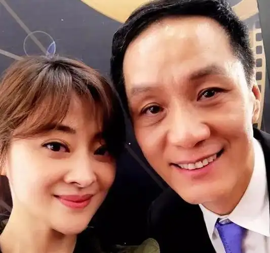 梅婷的"前夫",后悔了