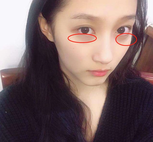 女明星卸妆后什么样?关晓彤黑眼圈重,赵露思看不出变化