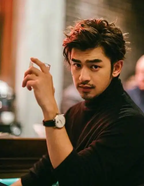 盘点娱乐圈留胡子比不留帅的十位男明星第一非他莫属