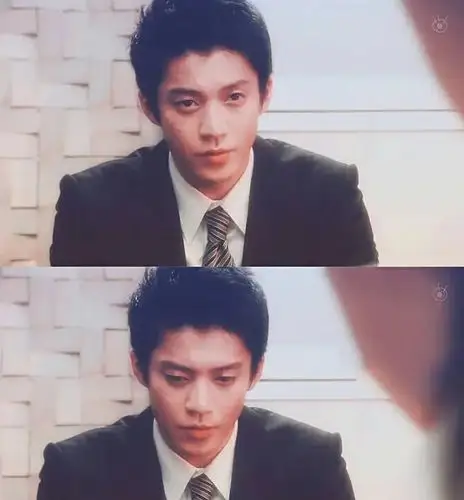 小栗旬年轻时真的好帅